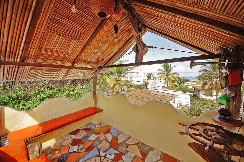 Lonesome George Ecolodge Puerto Ayora  Ngoại thất bức ảnh